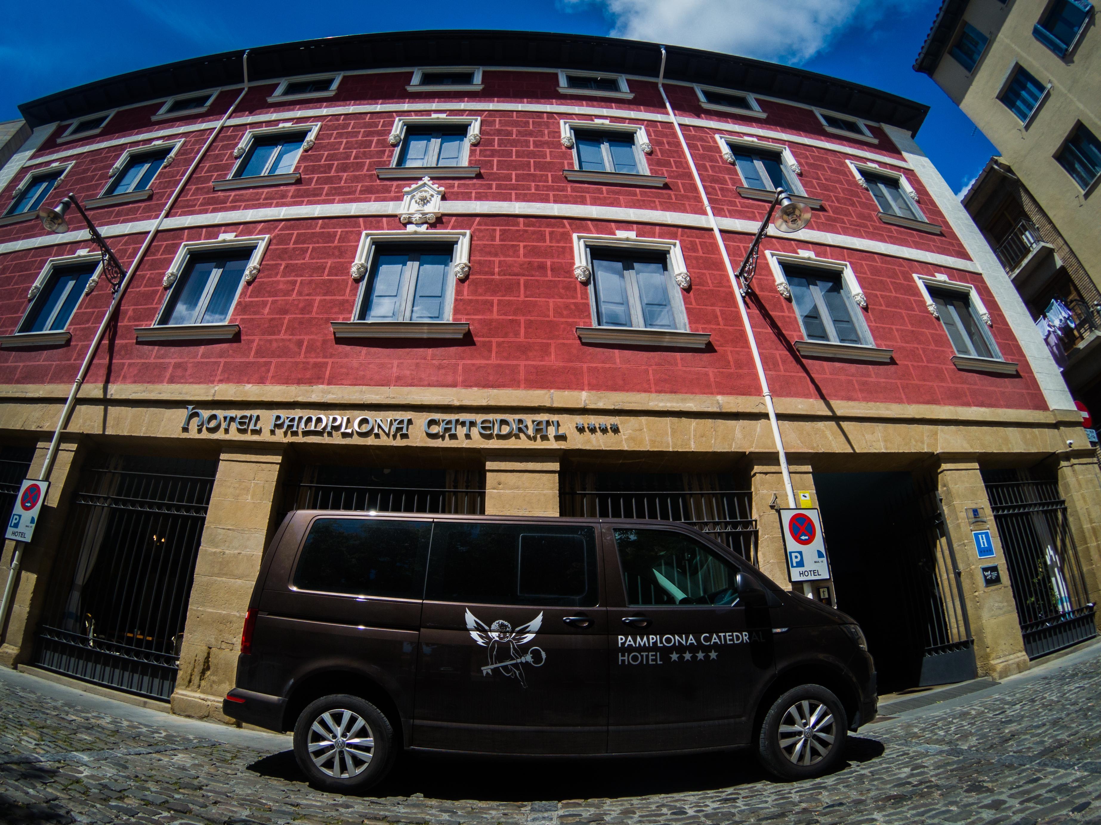 Pamplona Catedral Hotel ภายนอก รูปภาพ