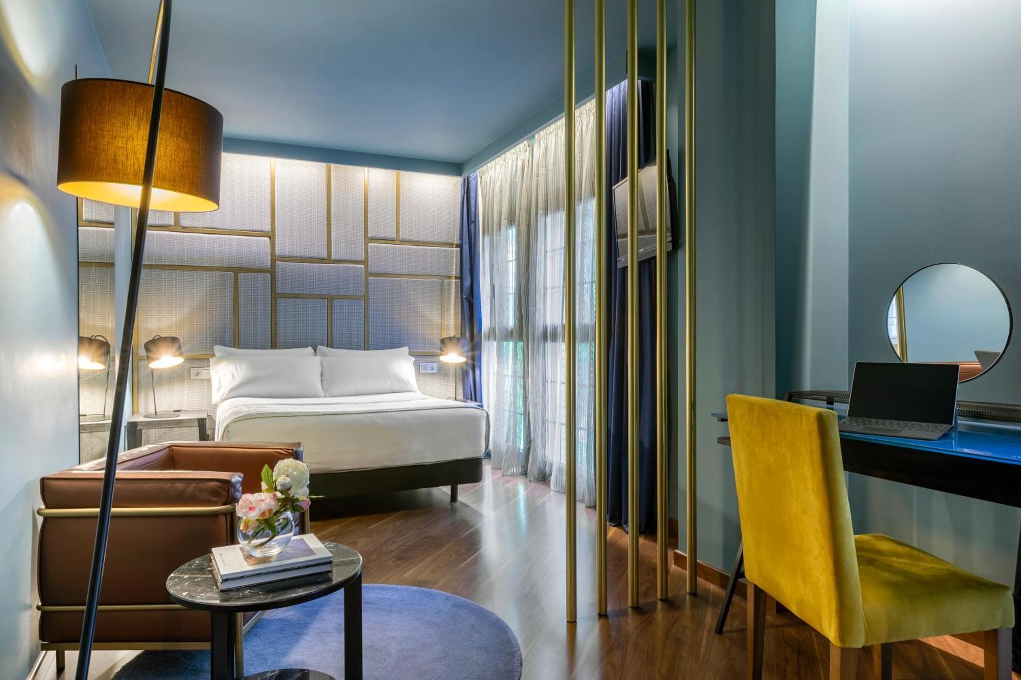 Pamplona Catedral Hotel ภายนอก รูปภาพ